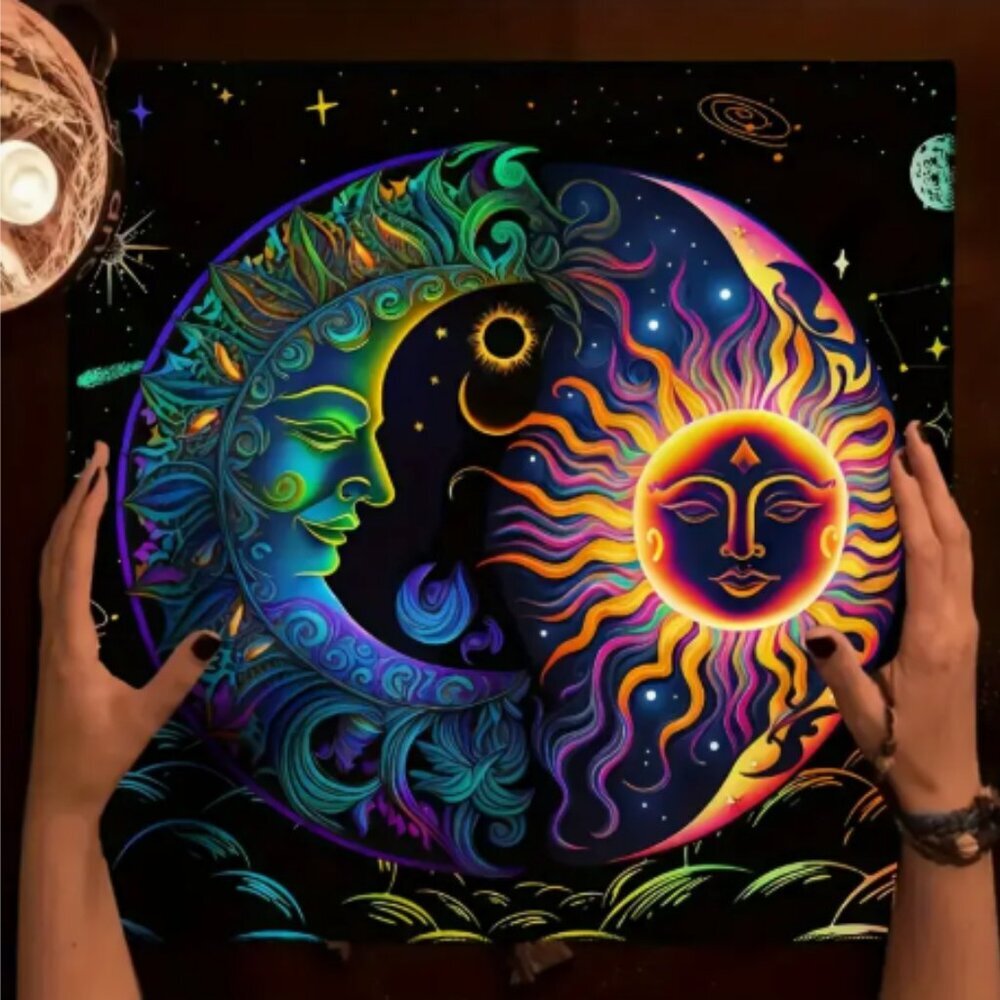 Sun and Moon Tarot Cloth 29 X 29 NWT